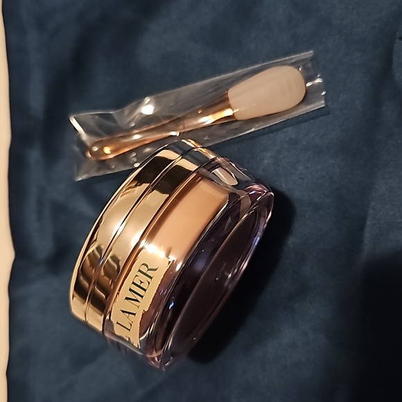 LA Mer The lip 💋 Polish - Picture 3 of 5